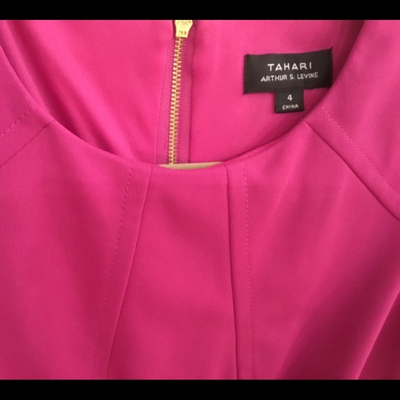 ADORABLE Tahari Dress. Go from desk to dinner! - Picture 5 of 7